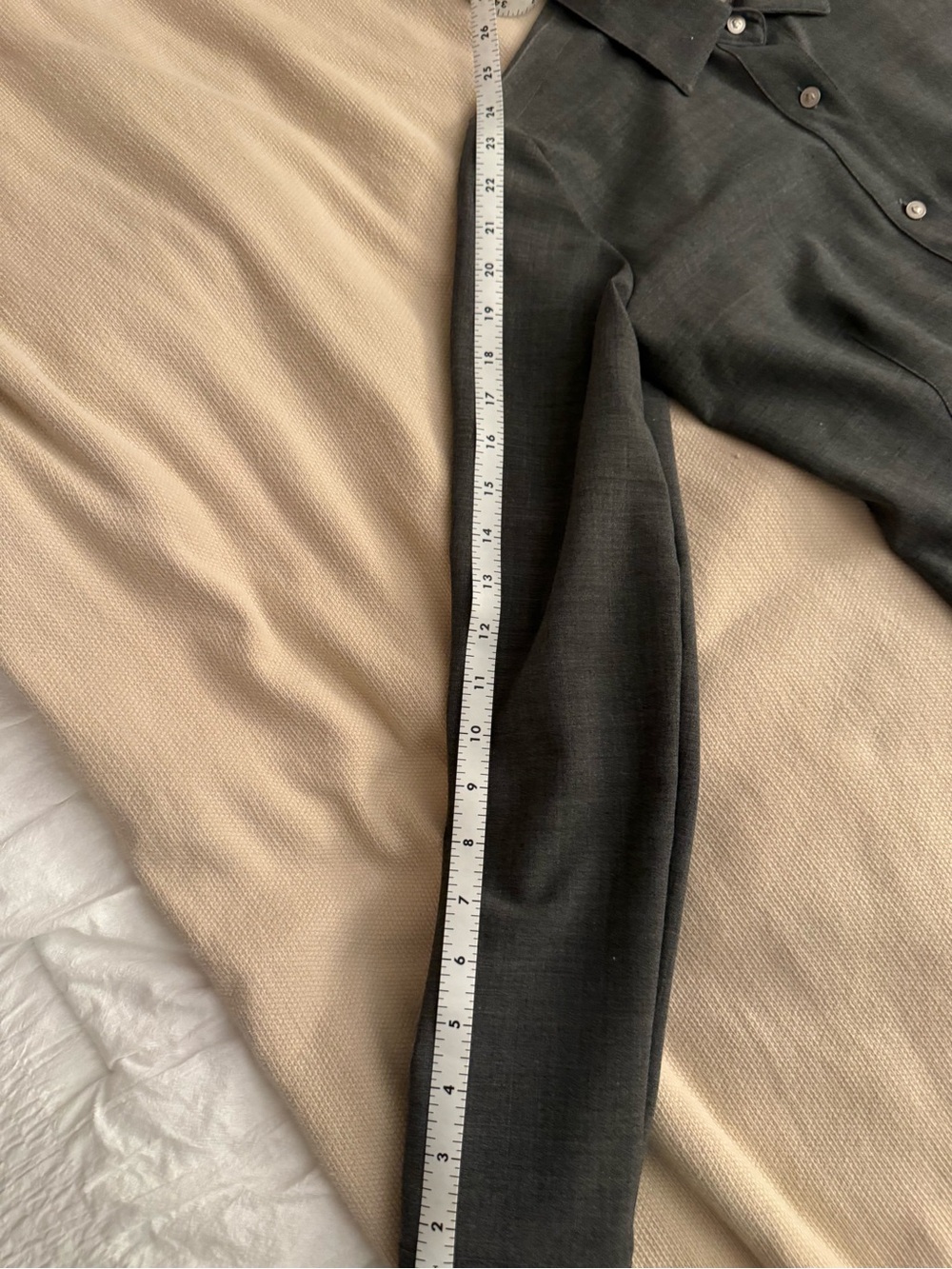 Versace Women’s Dark Gray Tailored Buttondown long sleeve shirt size small - Picture 5 of 13